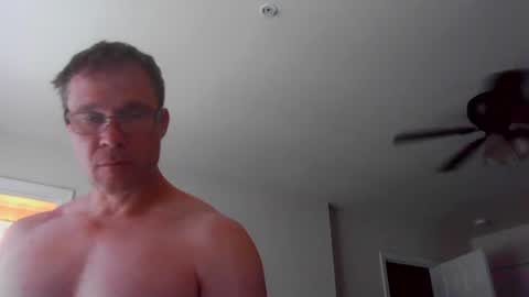 Snapshot of jamesjewels chatting on June 2026 04:49:01 PM jamesjewels online show from June 2026 04:49:01 PM