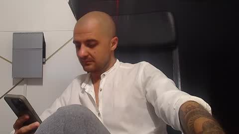 Snapshot of jamesmyersx chatting on July 2026 03:43:01 AM JamesMyers online show from July 2026 03:43:01 AM