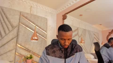 Snapshot of jamesparck chatting on January 2025 12:16:01 PM James online show from January 2025 12:16:01 PM