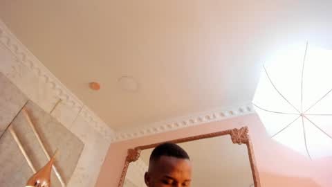 Snapshot of jamesparck chatting on January 2025 06:20:02 PM James online show from January 2025 06:20:02 PM