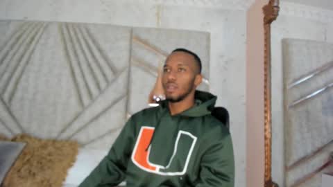 Snapshot of jamesparck chatting on January 2025 12:06:01 PM James online show from January 2025 12:06:01 PM