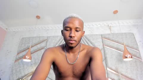 Snapshot of jamesparck chatting on February 2025 06:45:02 PM James online show from February 2025 06:45:02 PM