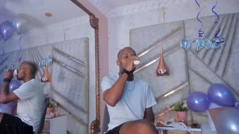 Snapshot of jamesparck chatting on February 2025 12:21:01 PM James online show from February 2025 12:21:01 PM