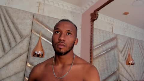 Snapshot of jamesparck chatting on March 2025 07:10:02 PM James online show from March 2025 07:10:02 PM