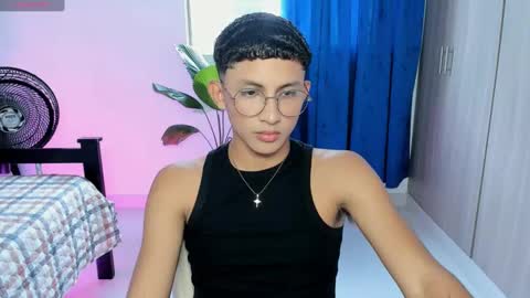 jamess_blanco online show from October 2025 07:14:02 PM