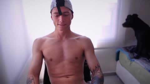 jamesss____ online show from January 2025 05:26:01 PM