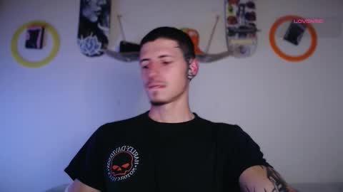 jamesss____ online show from November 2025 03:01:02 AM