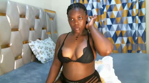 jamiethemermaid online show from November 2025 02:28:01 PM