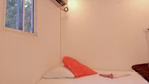 Jane  M online show from February 2025 09:12:01 PM