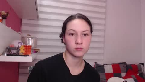 Snapshot of jane_r chatting on February 2026 01:39:02 AM Jane online show from February 2026 01:39:02 AM