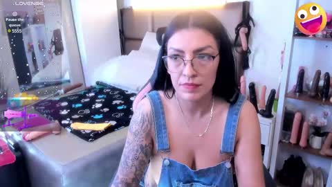 Snapshot of janette_rider chatting on March 2025 06:07:02 AM Janette rider online show from March 2025 06:07:02 AM