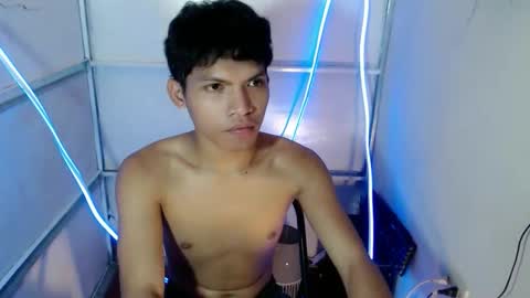 janlloyd04 online show from March 2026 12:17:02 PM