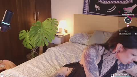   jmaybe e online show from January 2025 02:45:01 PM