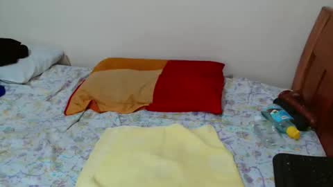 Snapshot of jannie_e chatting on April 2026 07:41:01 PM Jannie online show from April 2026 07:41:01 PM