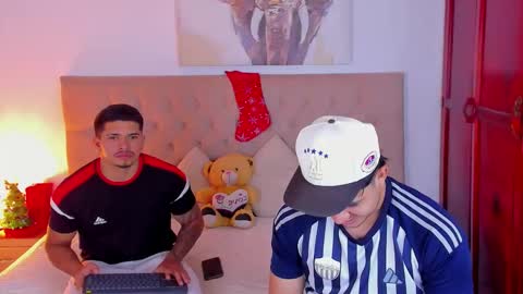 janomar01 online show from December 2025 07:08:02 PM