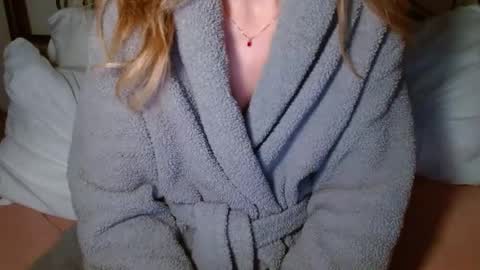 Snapshot of januarydaze chatting on March 2025 10:52:02 AM the small pp whisperer ball puncher online show from March 2025 10:52:02 AM