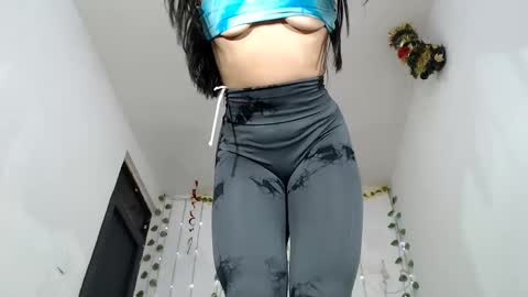 Monik online show from March 2025 01:04:01 AM