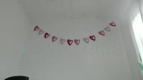 Monik online show from June 2026 07:31:01 PM