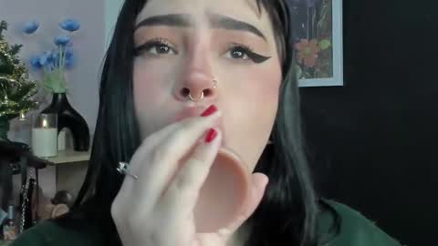 Maria online show from December 2025 02:30:01 AM