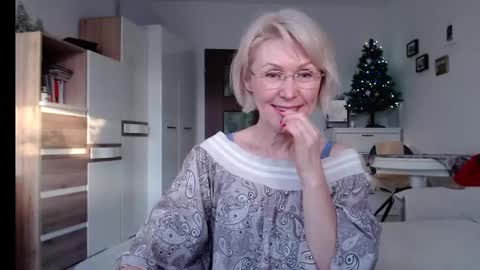Jasmin room for people 40 online show from December 2024 01:54:02 PM