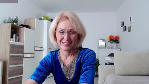 Jasmin room for people 40 online show from September 2025 01:27:02 PM