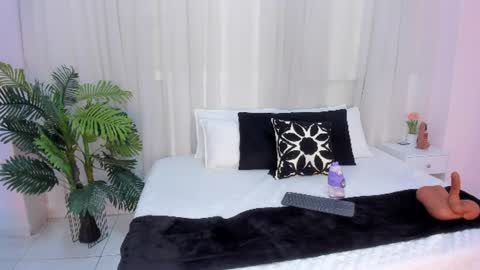      online show from July 2026 05:19:01 PM