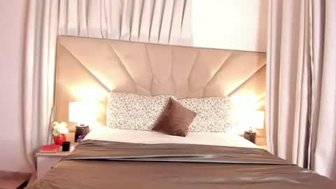 Snapshot of jasmin_melons chatting on June 2026 02:53:01 AM jasmin_melons online show from June 2026 02:53:01 AM