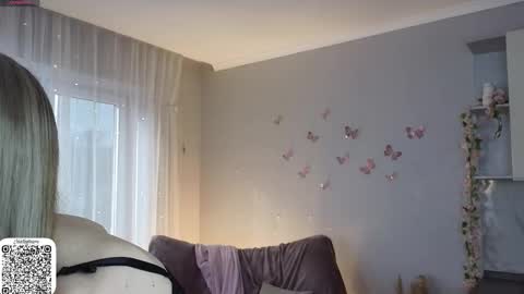 Snapshot of jasmindoroti chatting on March 2026 07:14:02 AM Chloe online show from March 2026 07:14:02 AM