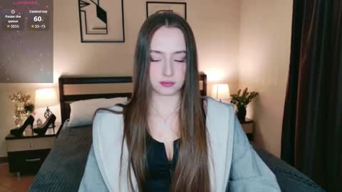 Jasmine online show from December 2025 04:31:02 AM