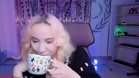 Snapshot of jasminemilko chatting on February 2025 05:15:01 AM Jasmine online show from February 2025 05:15:01 AM