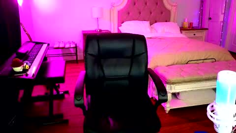 Jasmine Winters online show from February 2026 10:41:02 AM