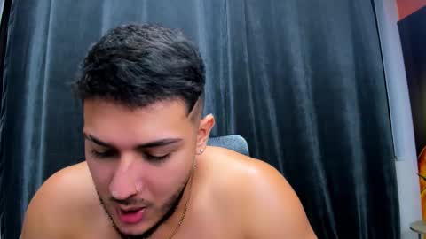 Snapshot of jason_shaw_ chatting on December 2025 06:36:01 PM Jasson Shaw online show from December 2025 06:36:01 PM