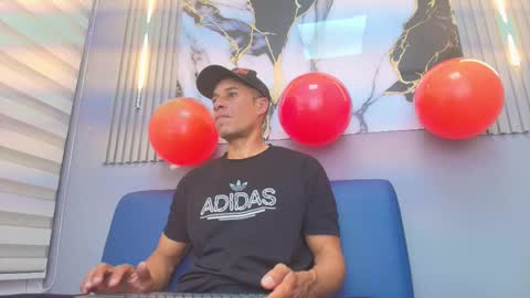 Snapshot of jason_tomas chatting on February 2026 07:32:02 PM Jason online show from February 2026 07:32:02 PM