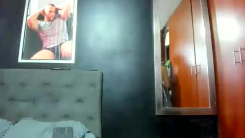 Snapshot of jasonmartiinez chatting on December 2024 06:52:01 AM online show from December 2024 06:52:01 AM