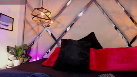 JASPER JONES online show from February 2026 02:33:01 PM