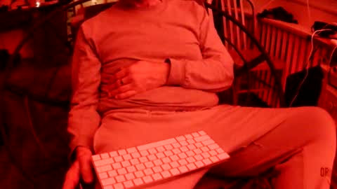 jasperh98 online show from December 2025 08:42:02 AM