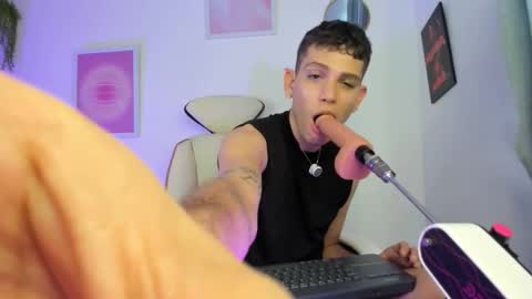 jasson___ online show from January 2026 05:28:02 PM