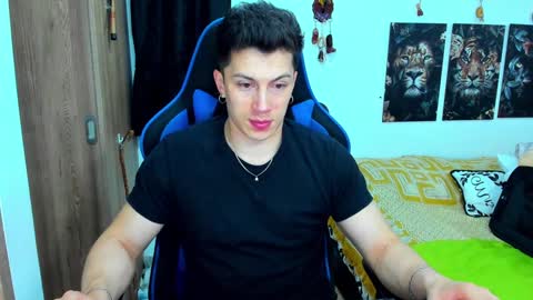 Snapshot of javiersexymann chatting on January 2025 12:09:02 AM Javier online show from January 2025 12:09:02 AM