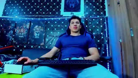 Snapshot of javiersexymann chatting on October 2025 09:34:02 PM Javier online show from October 2025 09:34:02 PM