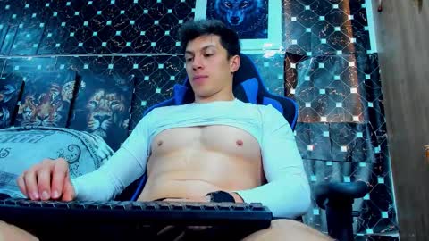 Snapshot of javiersexymann chatting on January 2026 08:23:01 PM Javier online show from January 2026 08:23:01 PM