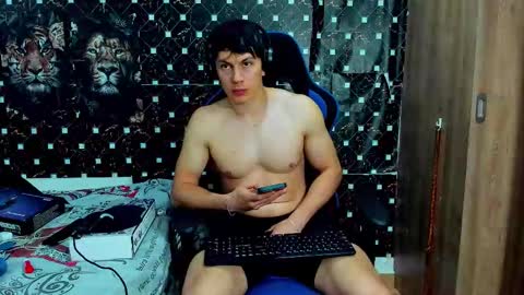 Javier online show from March 2026 11:44:01 PM