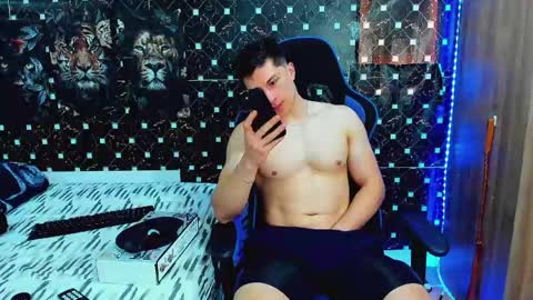 Snapshot of javiersexymann chatting on June 2026 06:25:02 PM Javier online show from June 2026 06:25:02 PM