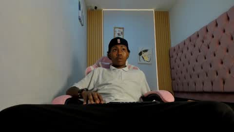 Snapshot of jax_maliq chatting on October 2025 01:47:01 AM jax_maliq online show from October 2025 01:47:01 AM