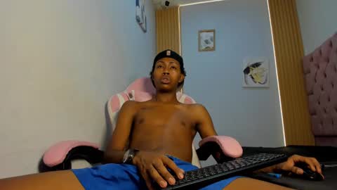 Snapshot of jax_maliq chatting on October 2025 02:42:01 AM jax_maliq online show from October 2025 02:42:01 AM