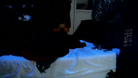 Snapshot of jax_skyfallin chatting on January 2025 10:08:02 PM jaxxx666 online show from January 2025 10:08:02 PM