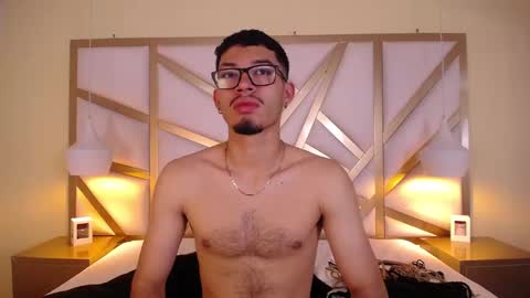 Snapshot of jaxon_carter chatting on November 2025 08:35:02 PM jaxon_carter online show from November 2025 08:35:02 PM