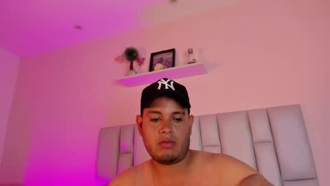 Snapshot of jay_kross1 chatting on February 2026 02:05:01 AM jayyy online show from February 2026 02:05:01 AM