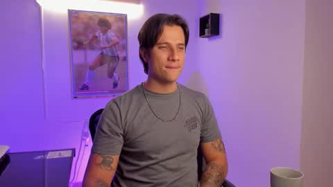 Jay Alvarrez online show from February 2026 07:08:02 PM