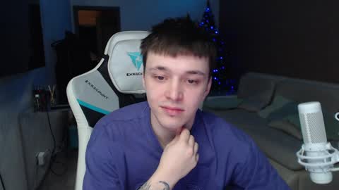 Snapshot of jayce_icestone chatting on December 2024 02:17:02 PM Jayce online show from December 2024 02:17:02 PM