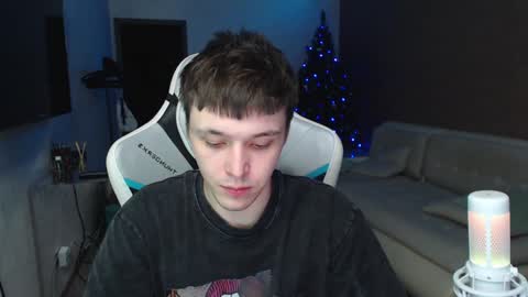 Snapshot of jayce_icestone chatting on January 2025 01:49:01 AM Jayce online show from January 2025 01:49:01 AM